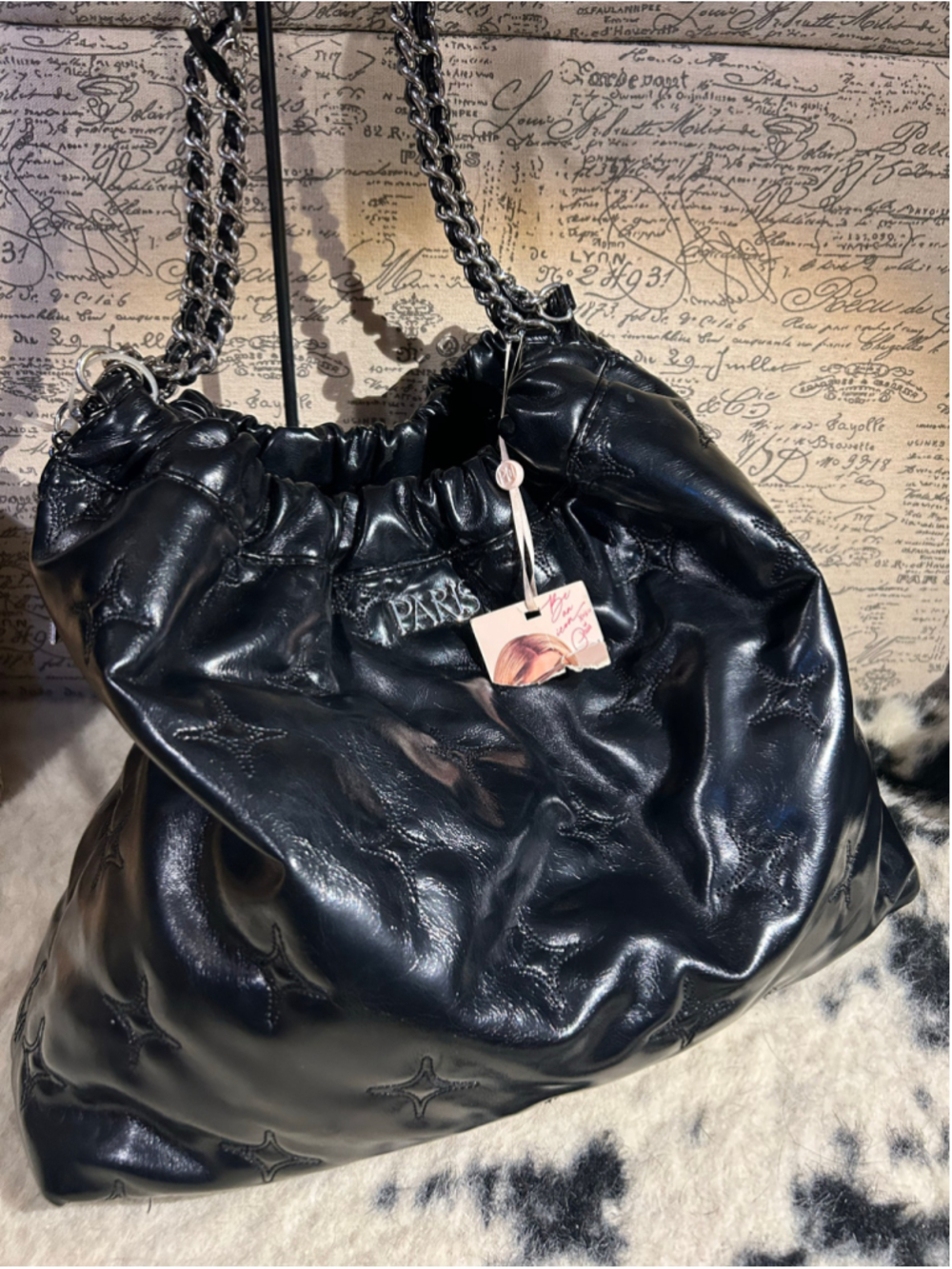 Women's Paris Hilton Black Shoulder Bag One Size